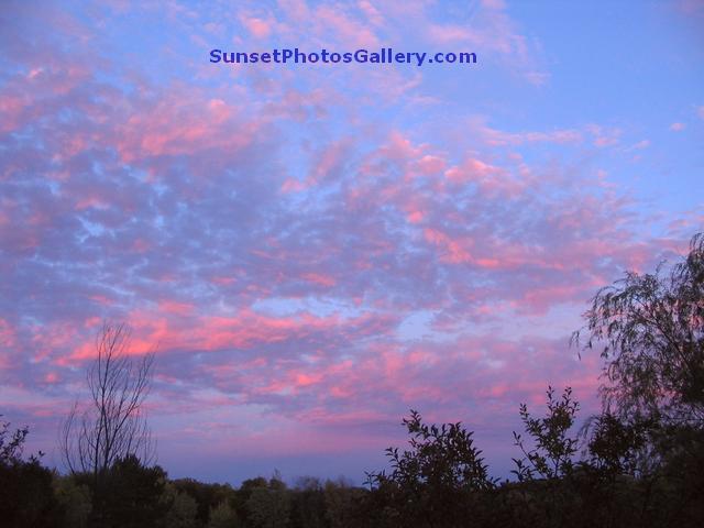 sunset photos gallery midwest country sunset puffy clouds pink blue colors blue sky 640w 0922et