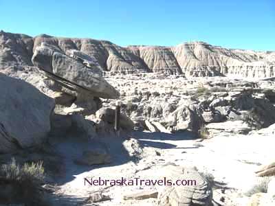 Toadstool Park Hiking Trail rock formations on top - Nebraska Badlands area